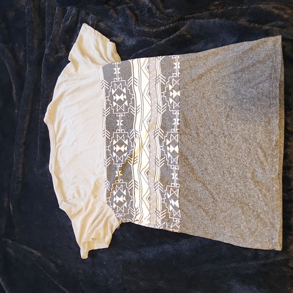 On the byas t-shirt - Picture 5 of 5